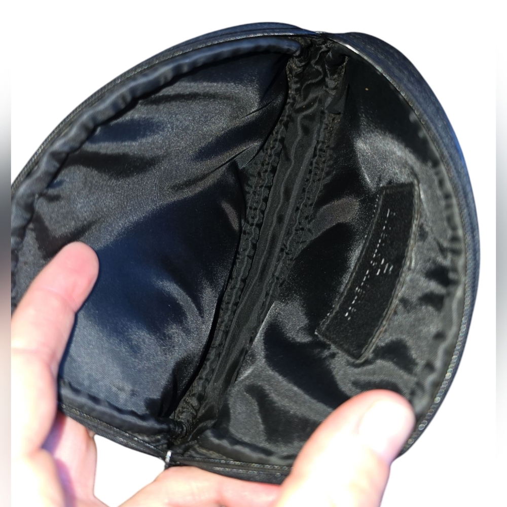 VGUC Etienne Aigner black leather cosmetic bag bundle - Picture 4 of 7